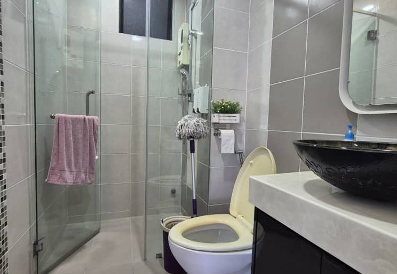 Upper East @ Tiger Lane