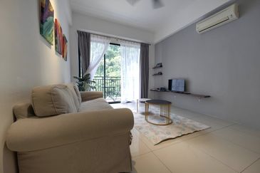 THE COVE HILLSIDE RESIDENCE