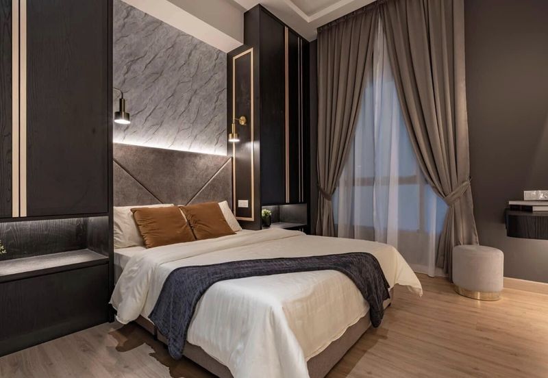 Piccadilly Service Residence @ Greentown