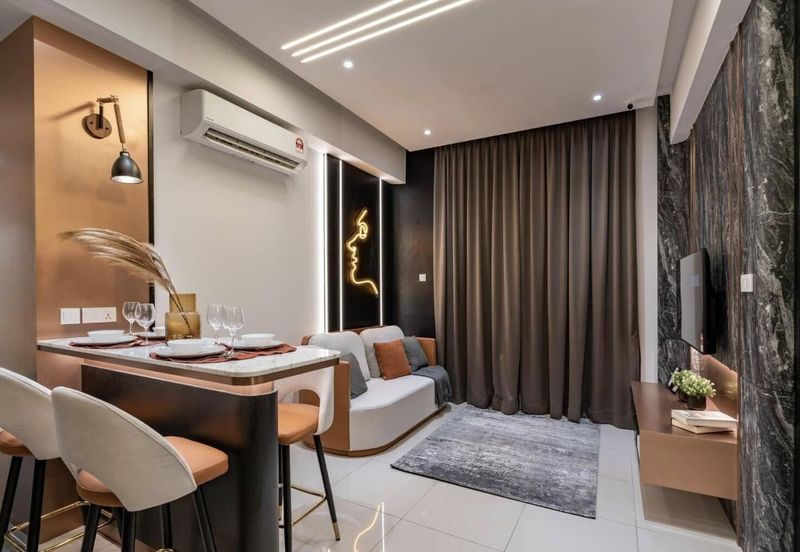 Piccadilly Service Residence @ Greentown