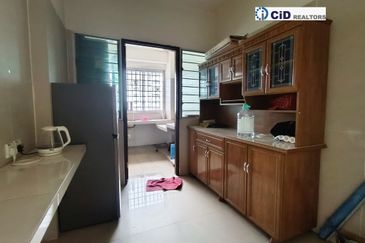 KONDOMINIUM DAMAIPURI