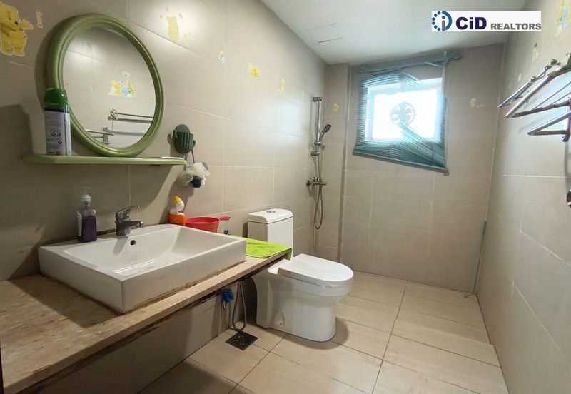 KONDOMINIUM DAMAIPURI