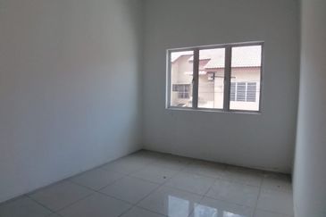 PANORAMA LAPANGAN KINARA