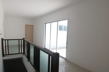 PANORAMA LAPANGAN KINARA