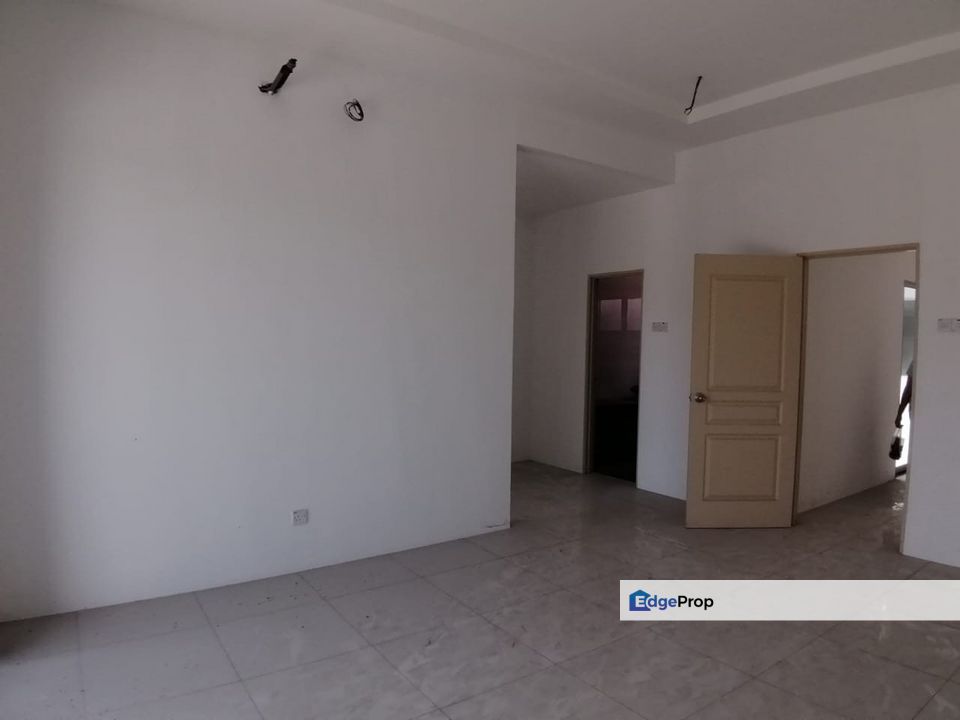 Lapangan Kinara, Nearby TF Value Mart,Botani, Perak, Kinta