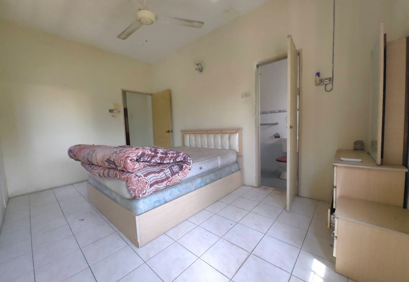 Taman Bercham Utama 2 Sty Corner House 