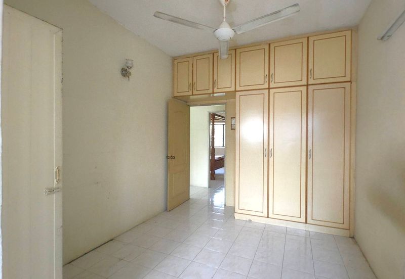 Taman Bercham Utama 2 Sty Corner House 