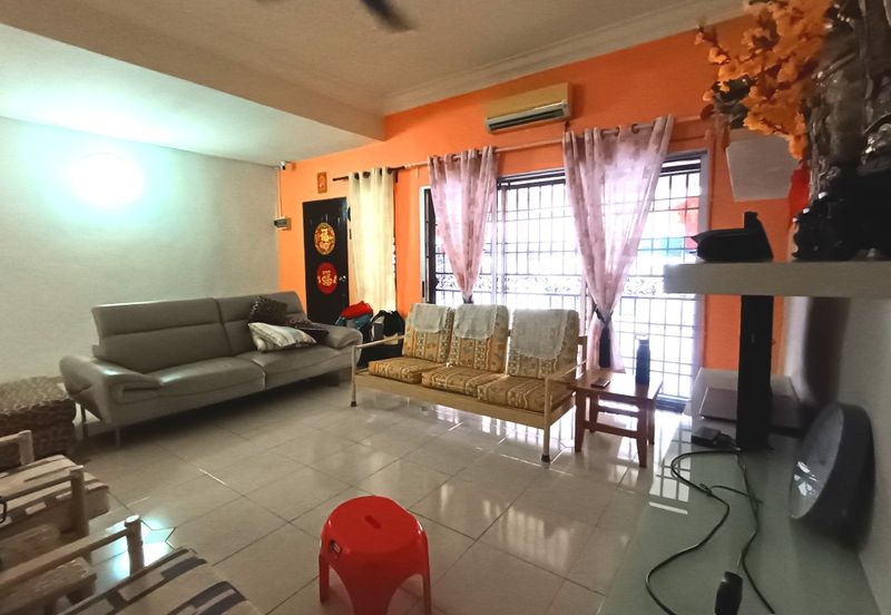 MEDAN PENGKALAN MEGAH