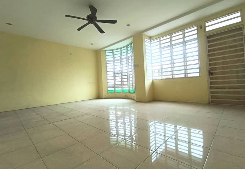 Panorama Lapangan Perdana