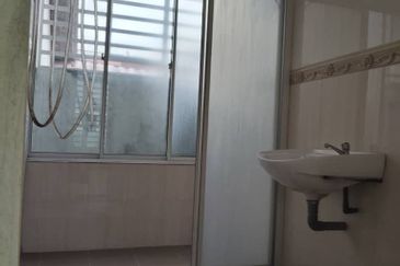 Panorama Lapangan Perdana