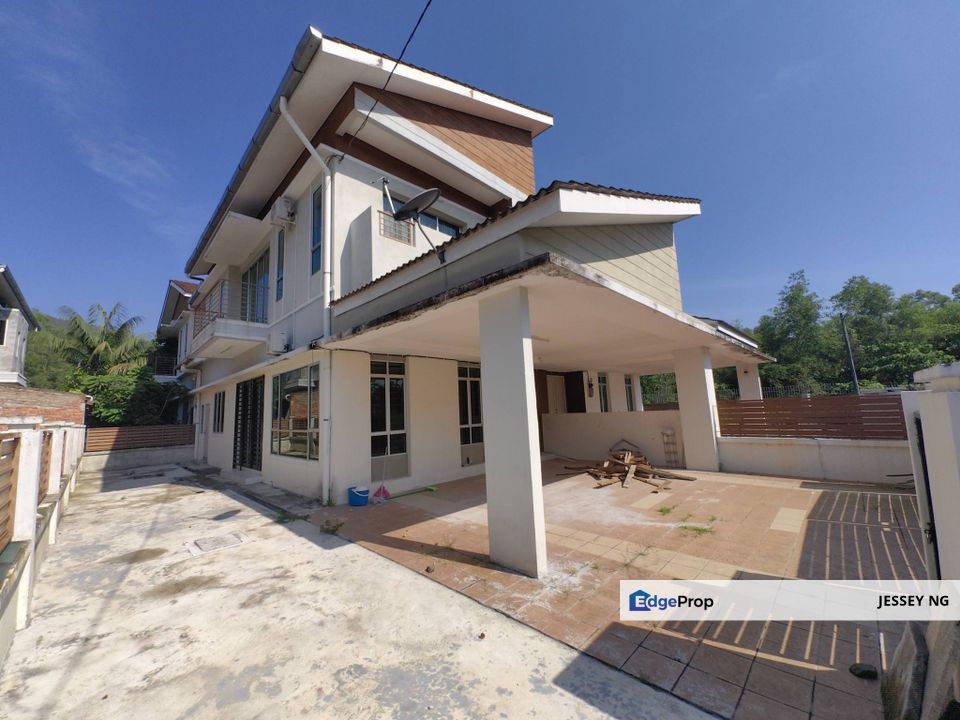 Bandar Lahat Mines 2 Sty Semi D for SALE , Perak, Kinta