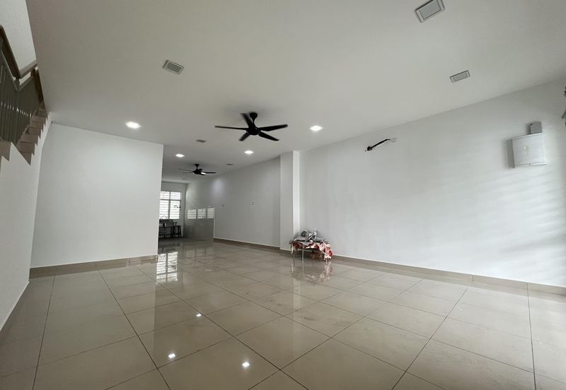 Taman Ehsan Jaya, Pendamaran