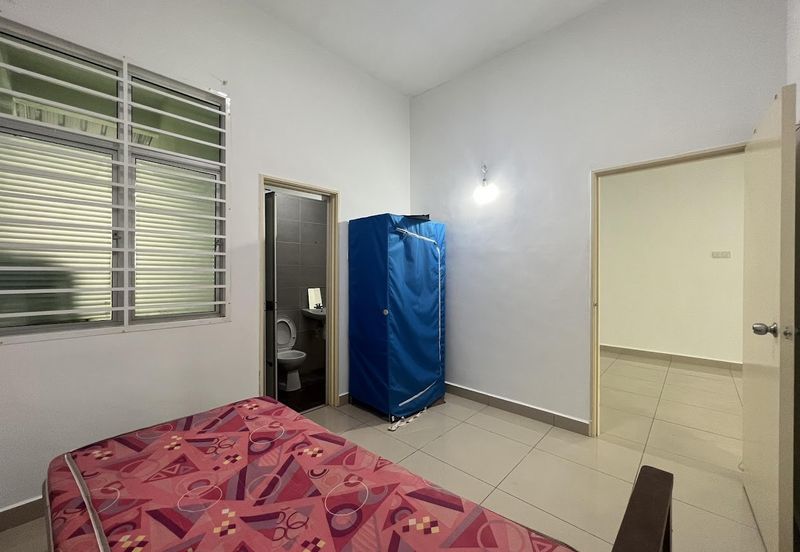 Taman Ehsan Jaya, Pendamaran