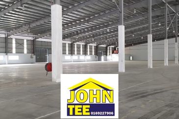 West Port, Pulau Indah