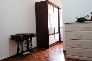 Jalan Anggerik Eria 31/109