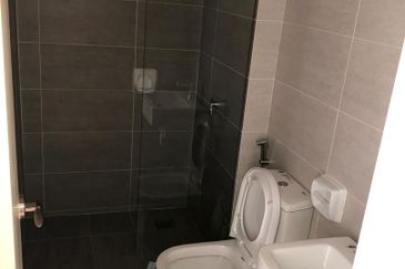 Gravit8 @ Klang South