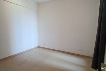 Gravit8 @ Klang South