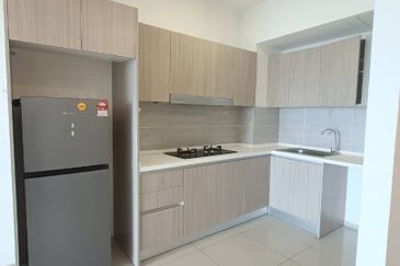 Gravit8 @ Klang South