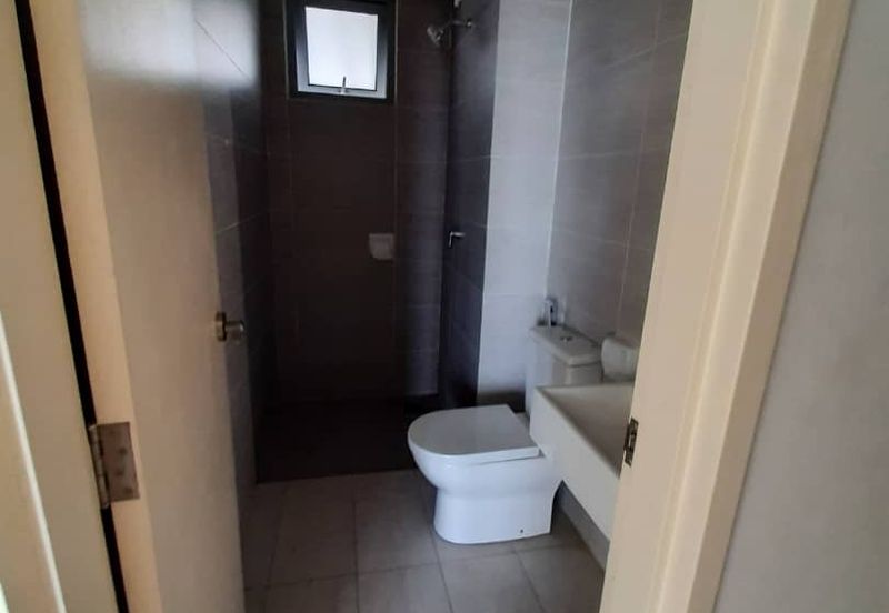 Adria Residence @ Gravit8