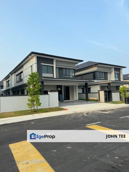 Freesia Residence Semi Detached For Sale, Selangor, Telok Panglima Garang