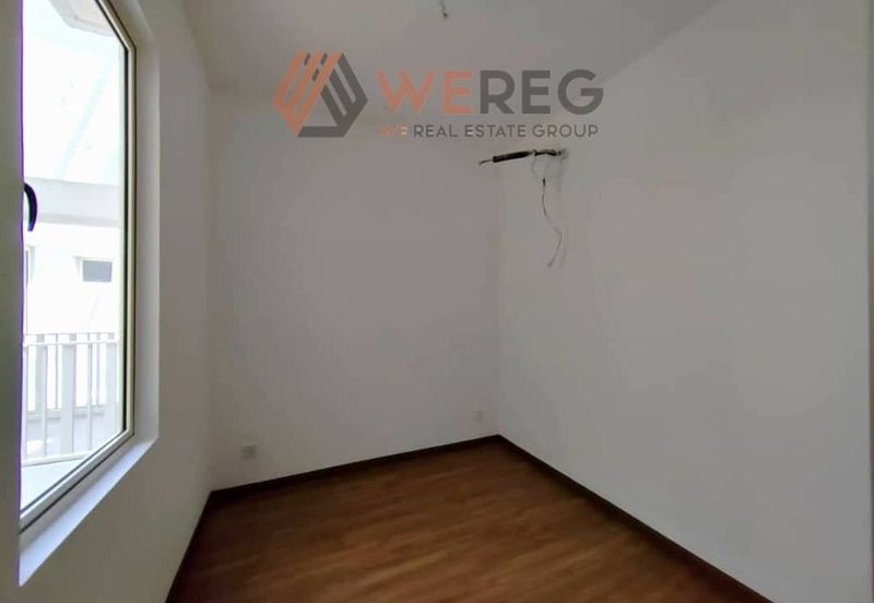 Gravit8 @ Klang South