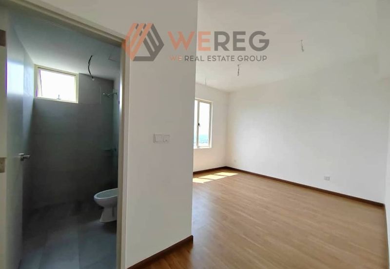 Gravit8 @ Klang South