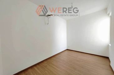 Gravit8 @ Klang South