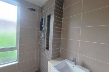 Arahsia Residences, Tropicana Aman