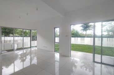 Arahsia Residences, Tropicana Aman