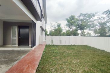 Arahsia Residences, Tropicana Aman