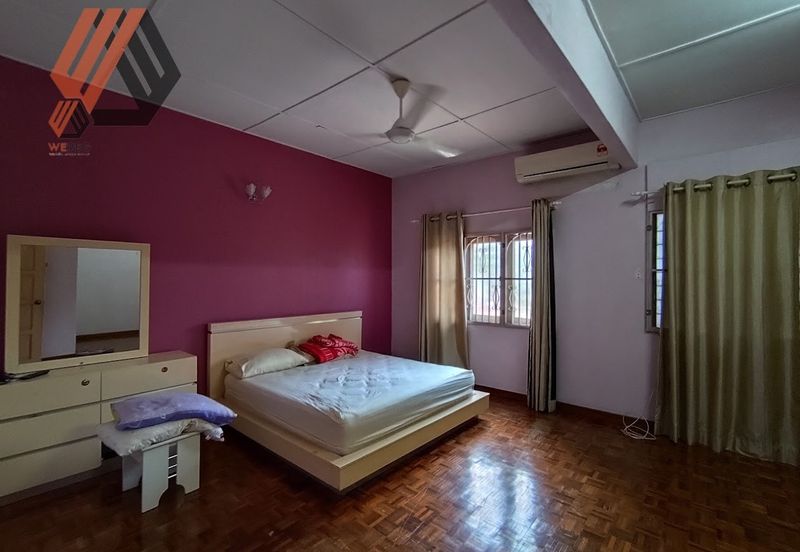 Taman Tepi Sungai ( Taman Teluk Pulai Indah )