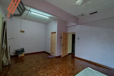 Taman Tepi Sungai ( Taman Teluk Pulai Indah )