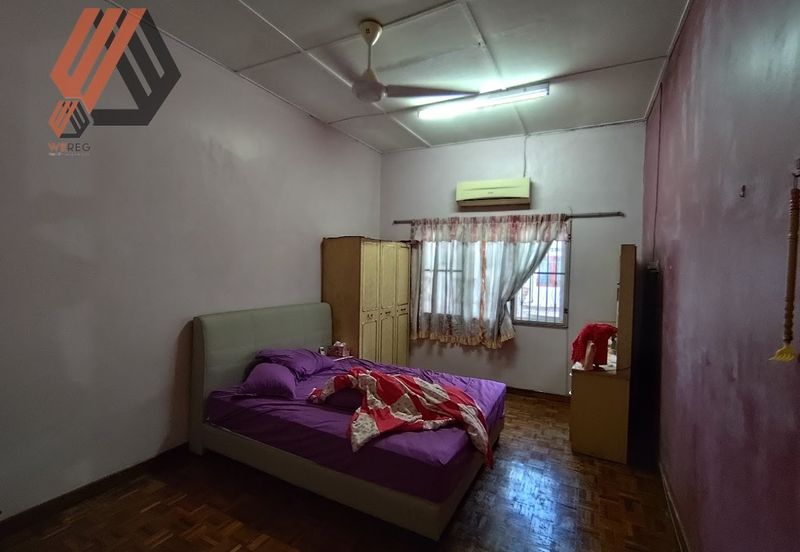 Taman Tepi Sungai ( Taman Teluk Pulai Indah )