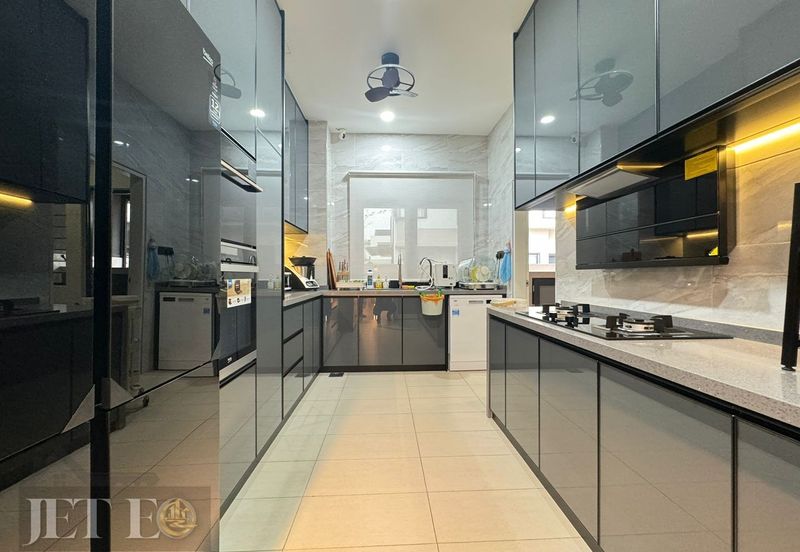 Dalia Residences @ Tropicana Aman