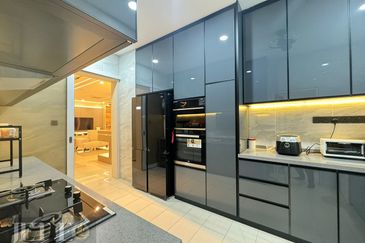 Dalia Residences @ Tropicana Aman