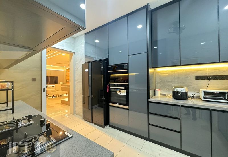 Dalia Residences @ Tropicana Aman