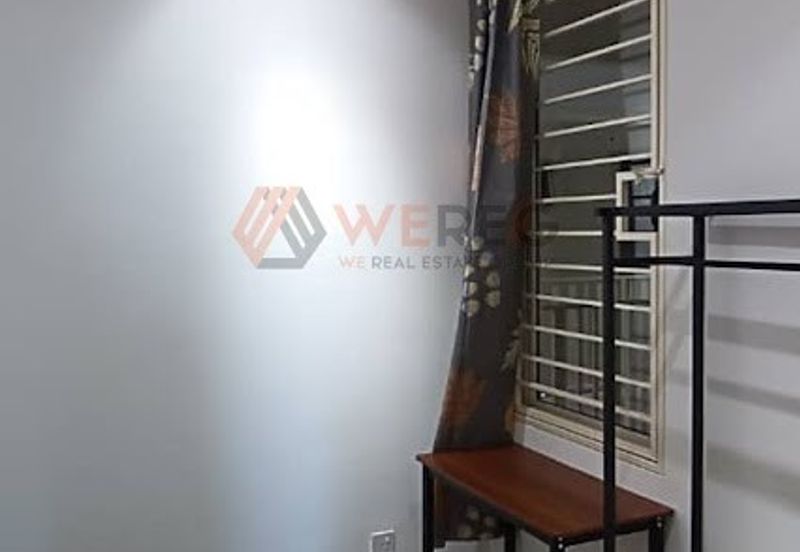 The Tresor @ Gravit 8 *