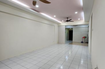 Vista Bayu Apartment, Taman Bayu Perdana