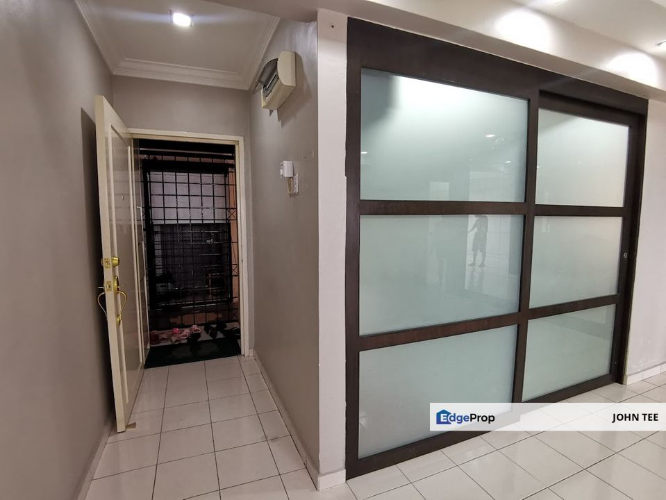 Pelangi Height Partially Furnished Condo For Rent, Selangor, Klang