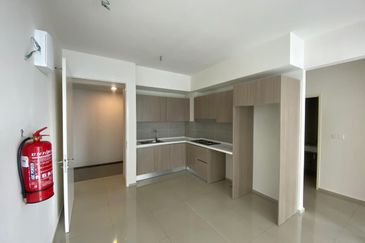 Gravit8 @ Klang South