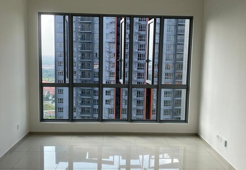 Gravit8 @ Klang South