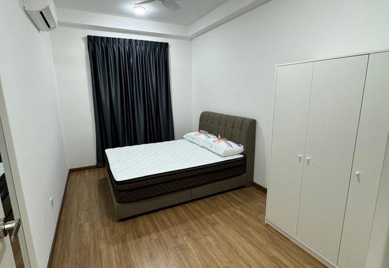 The Tresor @ Gravit 8 *