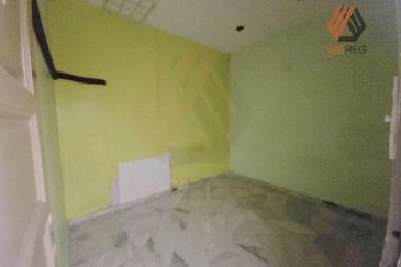 Taman Tepi Sungai ( Taman Teluk Pulai Indah )