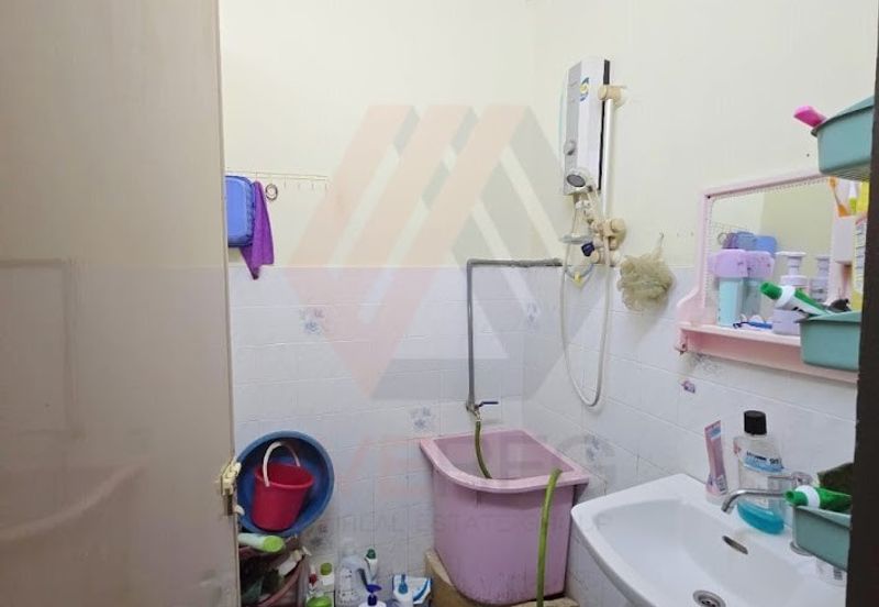 Taman Tepi Sungai ( Taman Teluk Pulai Indah )