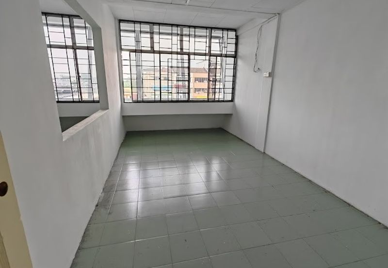 Lebuh Turi, Taman Chi Liung