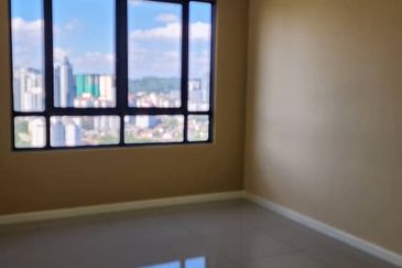 Savvy @ Riana Dutamas