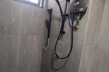 Savvy @ Riana Dutamas