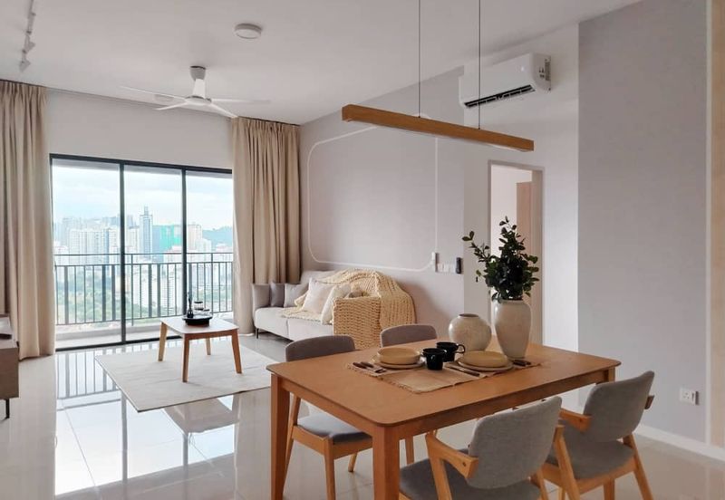 Savvy @ Riana Dutamas *