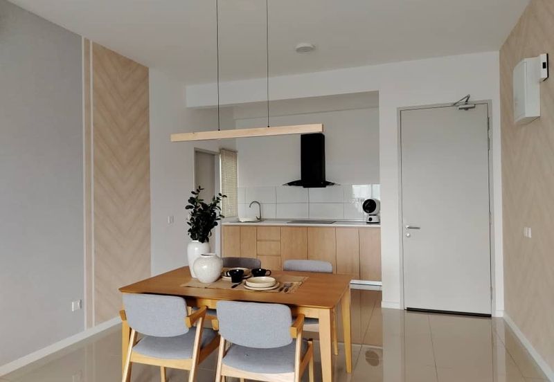 Savvy @ Riana Dutamas *