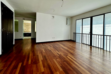 Duta Villa, Setia Alam